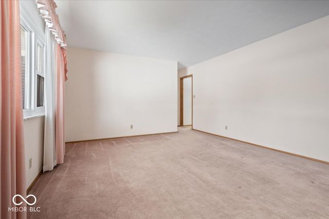 8405 Bishops Lane, Indianapolis, IN 46217