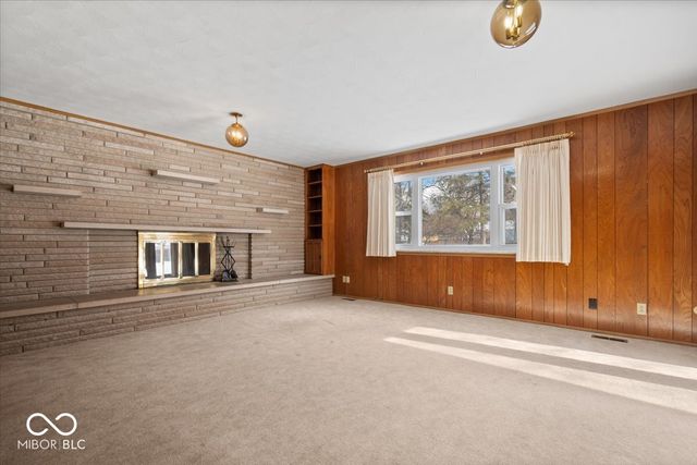 8405 Bishops Lane, Indianapolis, IN 46217