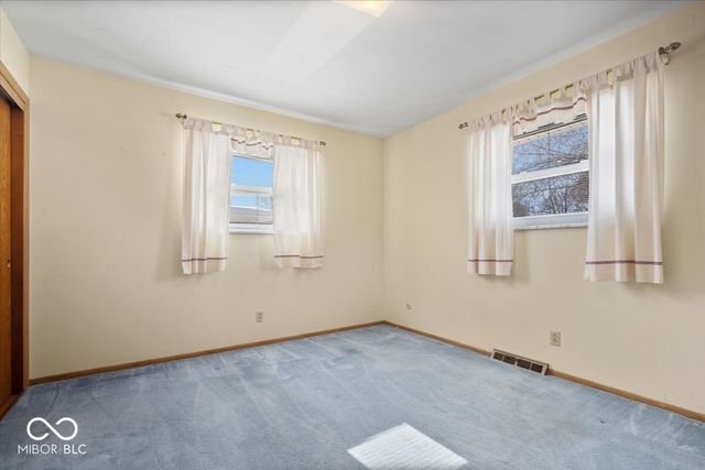 8405 Bishops Lane, Indianapolis, IN 46217