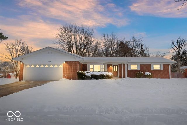 8405 Bishops Lane, Indianapolis, IN 46217