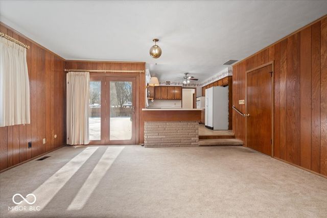 8405 Bishops Lane, Indianapolis, IN 46217