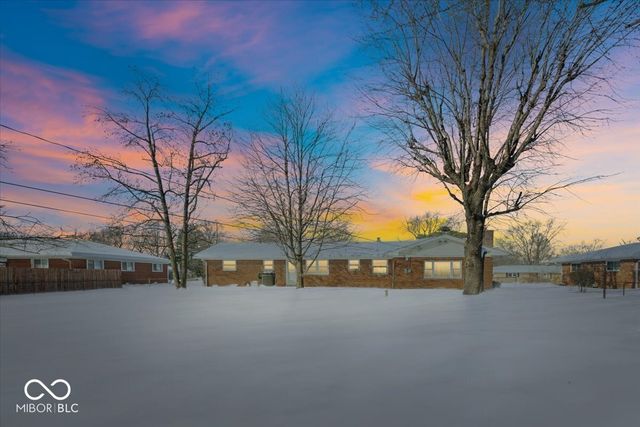 8405 Bishops Lane, Indianapolis, IN 46217