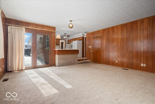 8405 Bishops Lane, Indianapolis, IN 46217