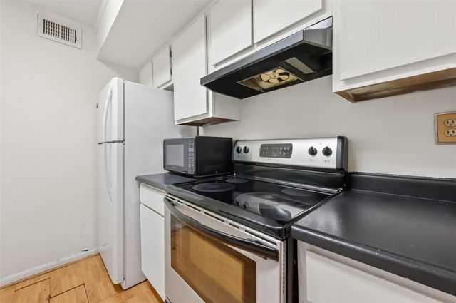 2800 Jeanetta Street 2003, Houston, TX 77063