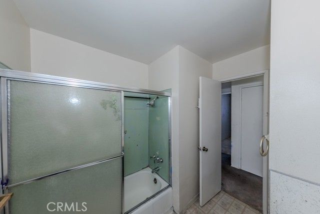 690 Capital Street, Costa Mesa, CA 92627