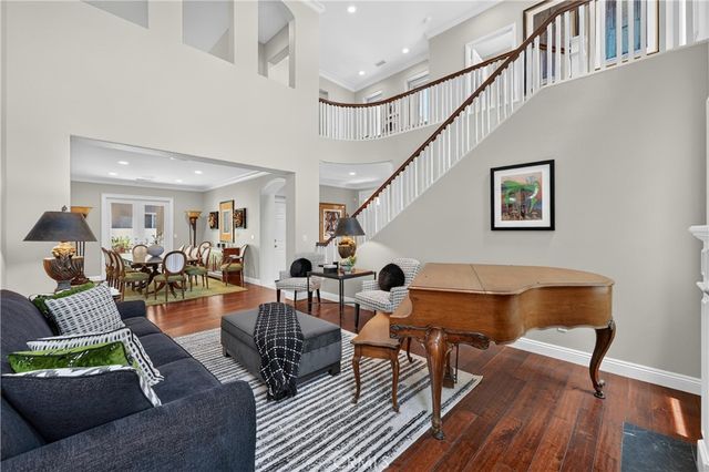 8 Castlebar, Irvine, CA 92618