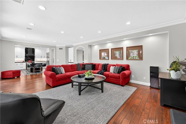 8 Castlebar, Irvine, CA 92618