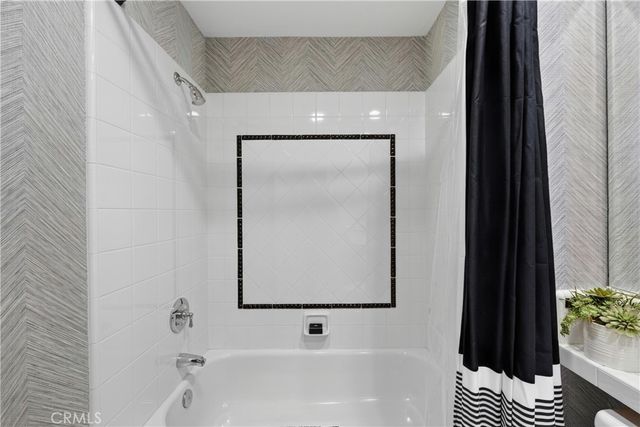 8 Castlebar, Irvine, CA 92618