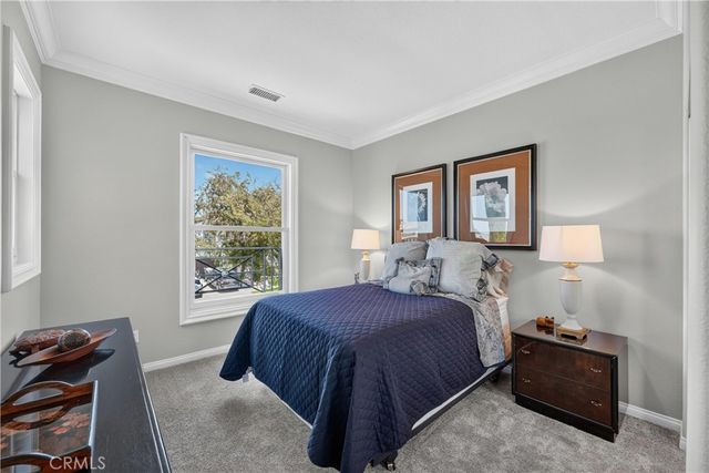 8 Castlebar, Irvine, CA 92618