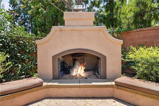 8 Castlebar, Irvine, CA 92618