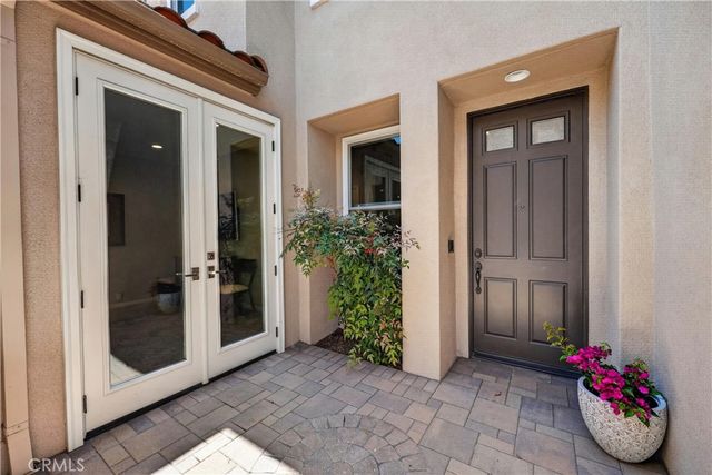 8 Castlebar, Irvine, CA 92618