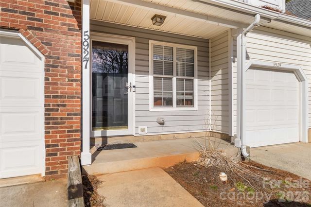 5927 Prescott Court, Charlotte, NC 28269