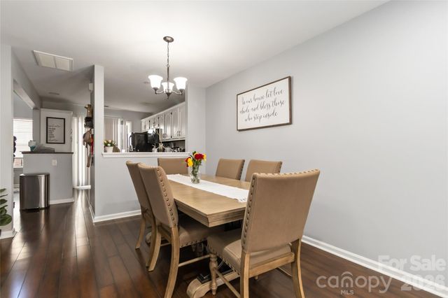 5927 Prescott Court, Charlotte, NC 28269