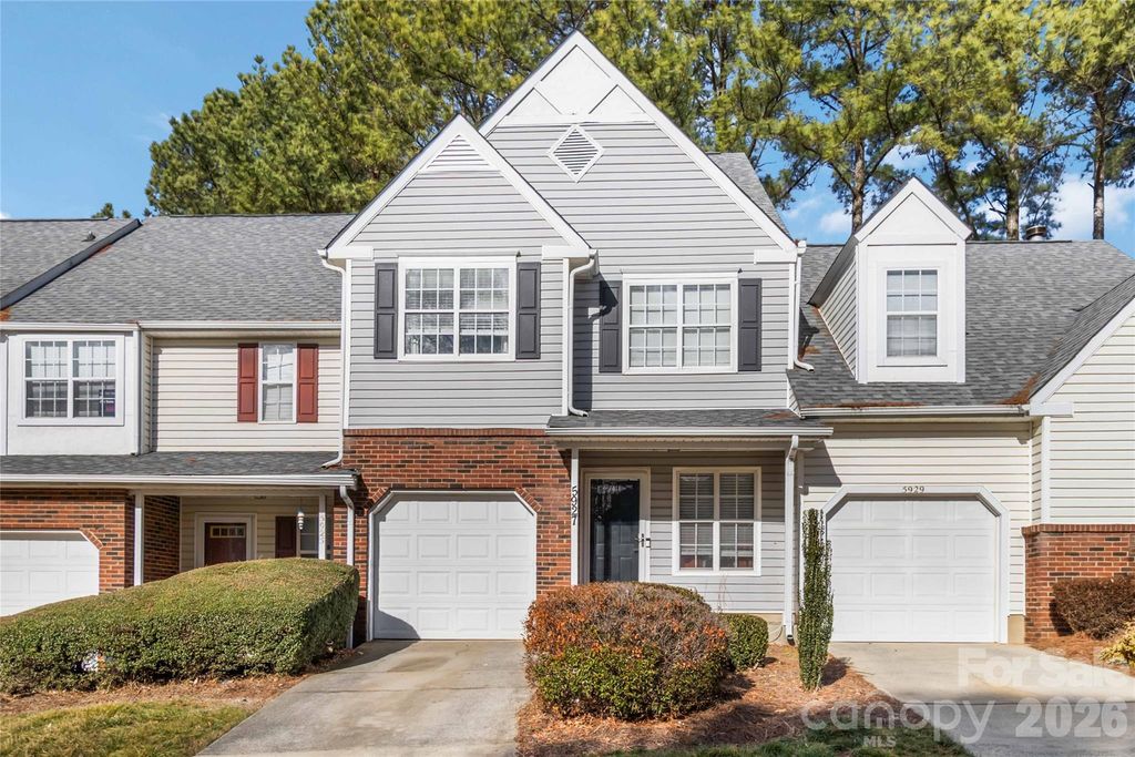 5927 Prescott Court, Charlotte, NC 28269