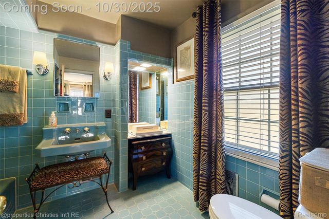 4795 W Outer Drive, Detroit, MI 48221