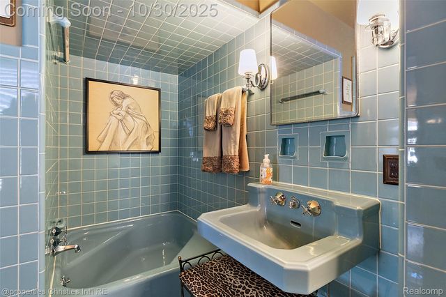 4795 W Outer Drive, Detroit, MI 48221