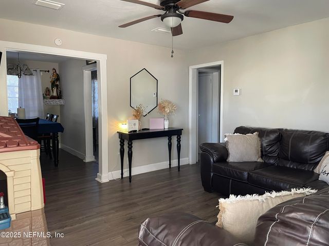 2619 BYWOOD Road, Jacksonville, FL 32211