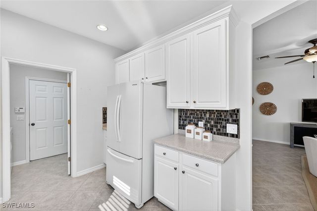 14088 Mirror CT, Naples, FL 34114