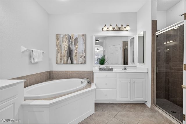 14088 Mirror CT, Naples, FL 34114