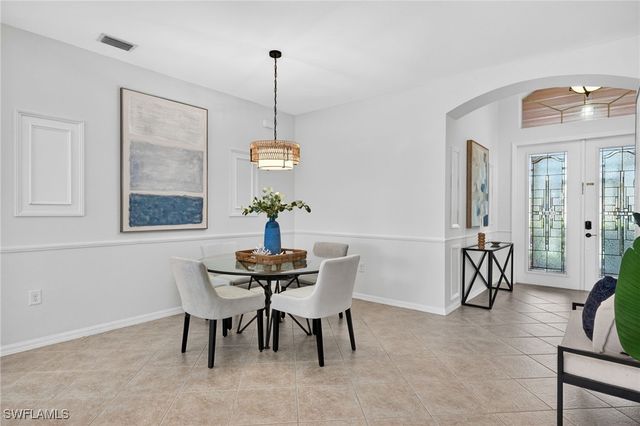 14088 Mirror CT, Naples, FL 34114