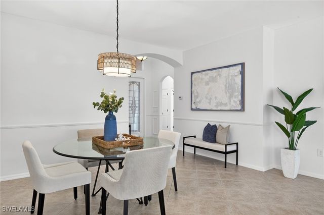 14088 Mirror CT, Naples, FL 34114