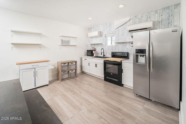 1150 E POLK Street, Phoenix, AZ 85006