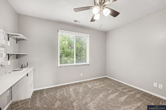 11115 Black Street, Omaha, NE 68142