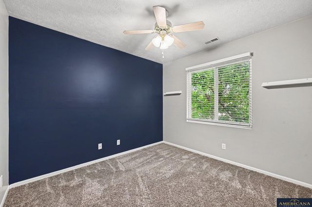 11115 Black Street, Omaha, NE 68142