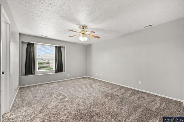 11115 Black Street, Omaha, NE 68142