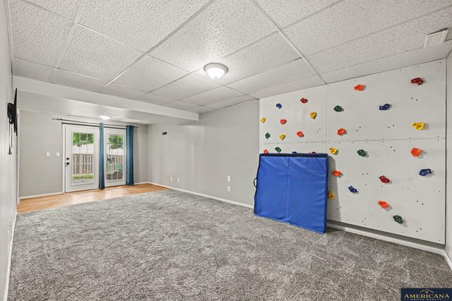 11115 Black Street, Omaha, NE 68142