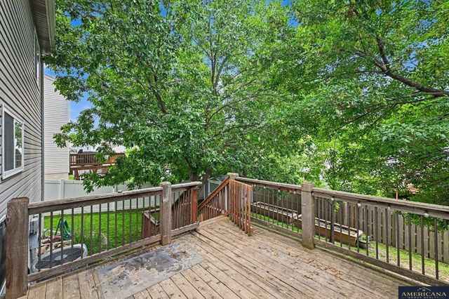11115 Black Street, Omaha, NE 68142