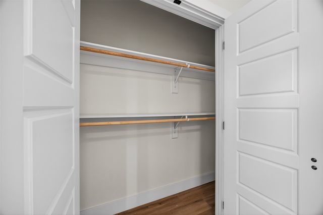 2705 S Jones Street, Fort Worth, TX 76104