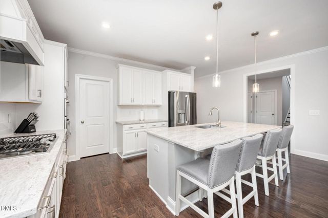 155 Hidden Bluff Drive, Chapel Hill, NC 27517