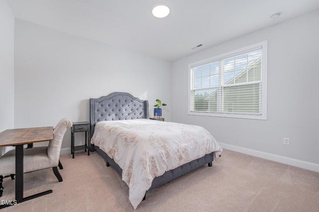 155 Hidden Bluff Drive, Chapel Hill, NC 27517