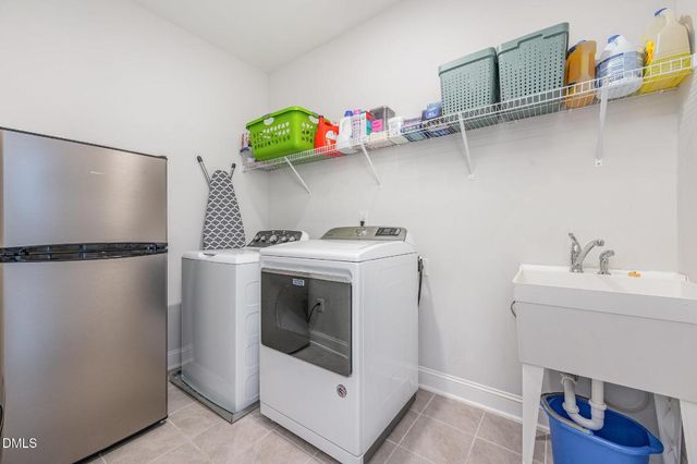 155 Hidden Bluff Drive, Chapel Hill, NC 27517