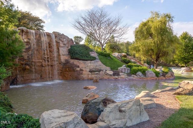 155 Hidden Bluff Drive, Chapel Hill, NC 27517