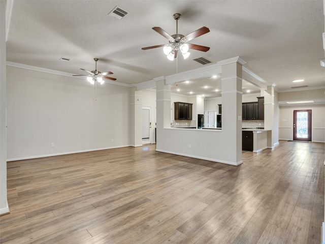 2011 Amado Lane, League City, TX 77573