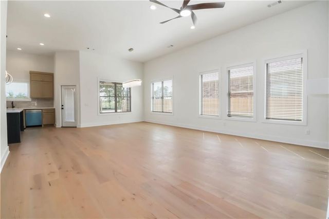 6909 SW Basswood Avenue, Bentonville, AR 72713