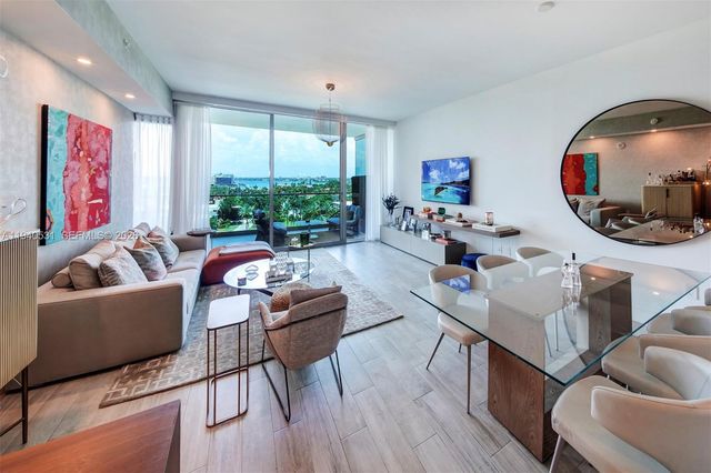 10201 Collins Avenue 804, Bal Harbour, FL 33154