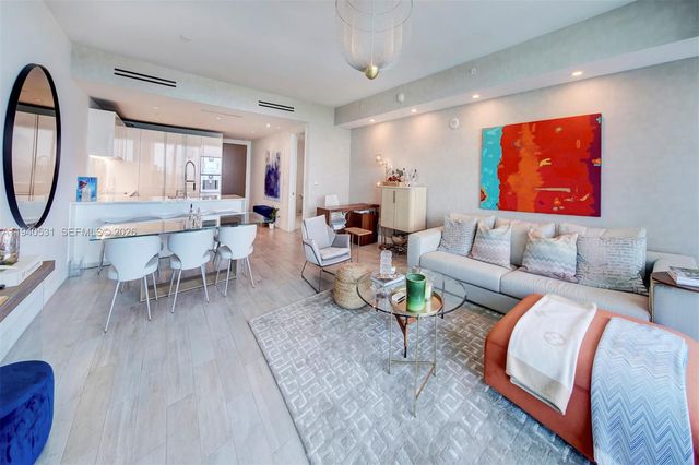 10201 Collins Avenue 804, Bal Harbour, FL 33154