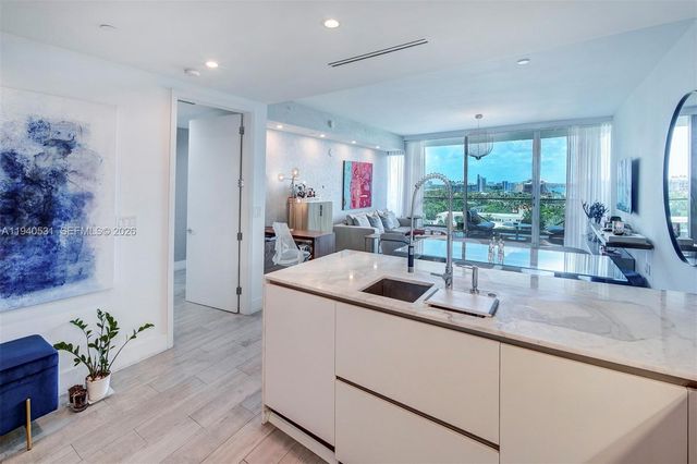 10201 Collins Avenue 804, Bal Harbour, FL 33154