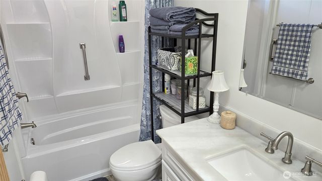 609 181St Street Ct E, Spanaway, WA 98387