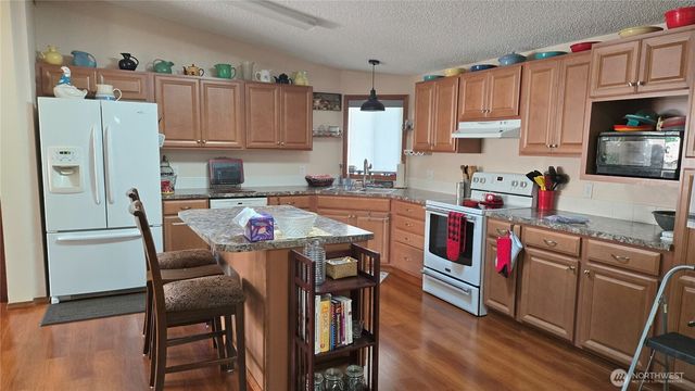 609 181St Street Ct E, Spanaway, WA 98387