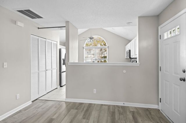 63 Pembroke Ln Unit 63, Pawleys Island, SC 29585