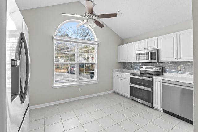 63 Pembroke Ln Unit 63, Pawleys Island, SC 29585