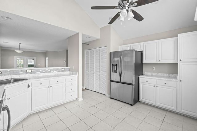 63 Pembroke Ln Unit 63, Pawleys Island, SC 29585