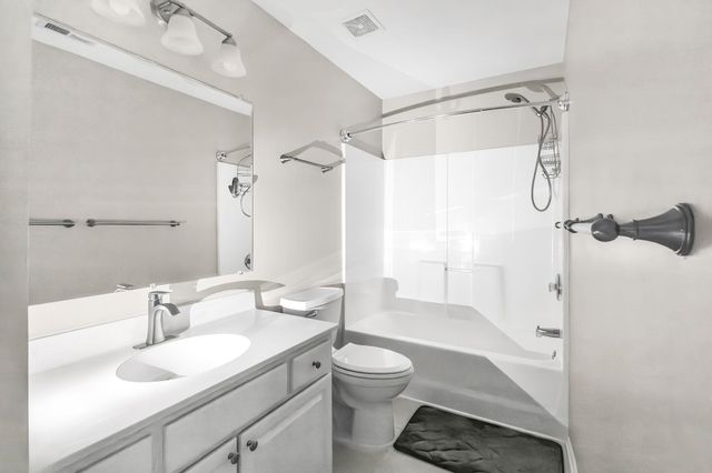 63 Pembroke Ln Unit 63, Pawleys Island, SC 29585