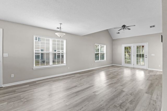 63 Pembroke Ln Unit 63, Pawleys Island, SC 29585