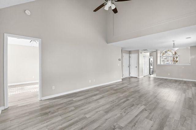 63 Pembroke Ln Unit 63, Pawleys Island, SC 29585