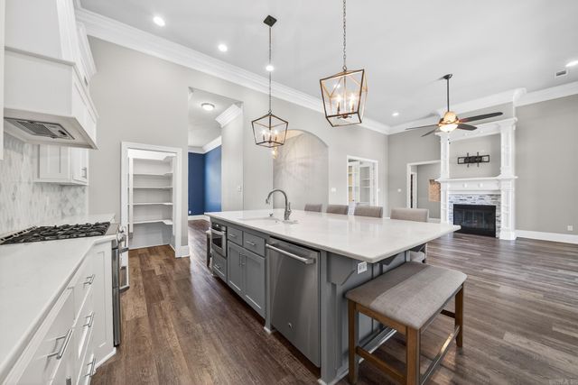 1701 N Lincoln, Cabot, AR 72023